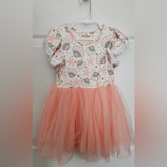 Marie Nicole Clothing Other - NWOT Marie Nicole Clothing Girls Size M(3 years) Seashell Tutu Dress